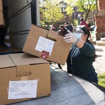Unloading Boxes